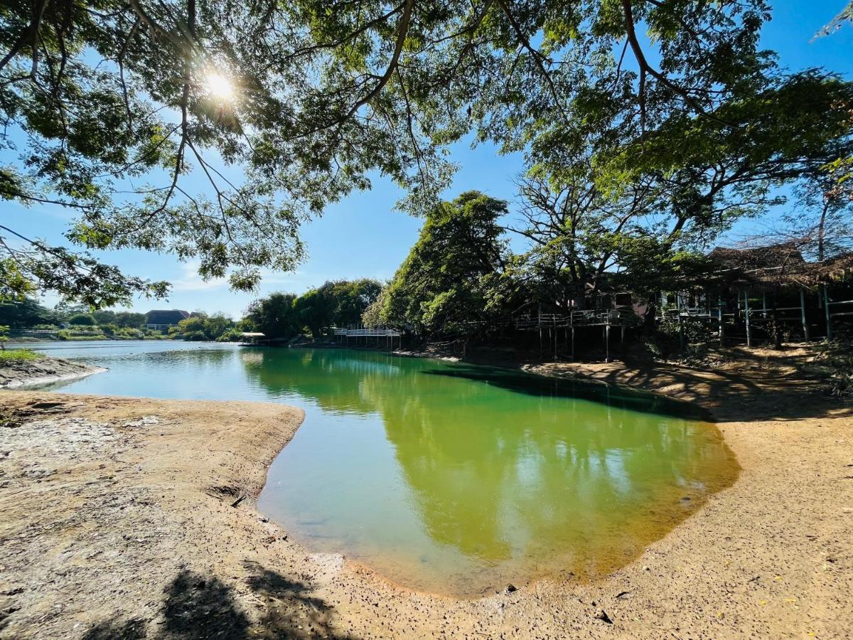 Moon River Resort Phimai Dış mekan fotoğraf