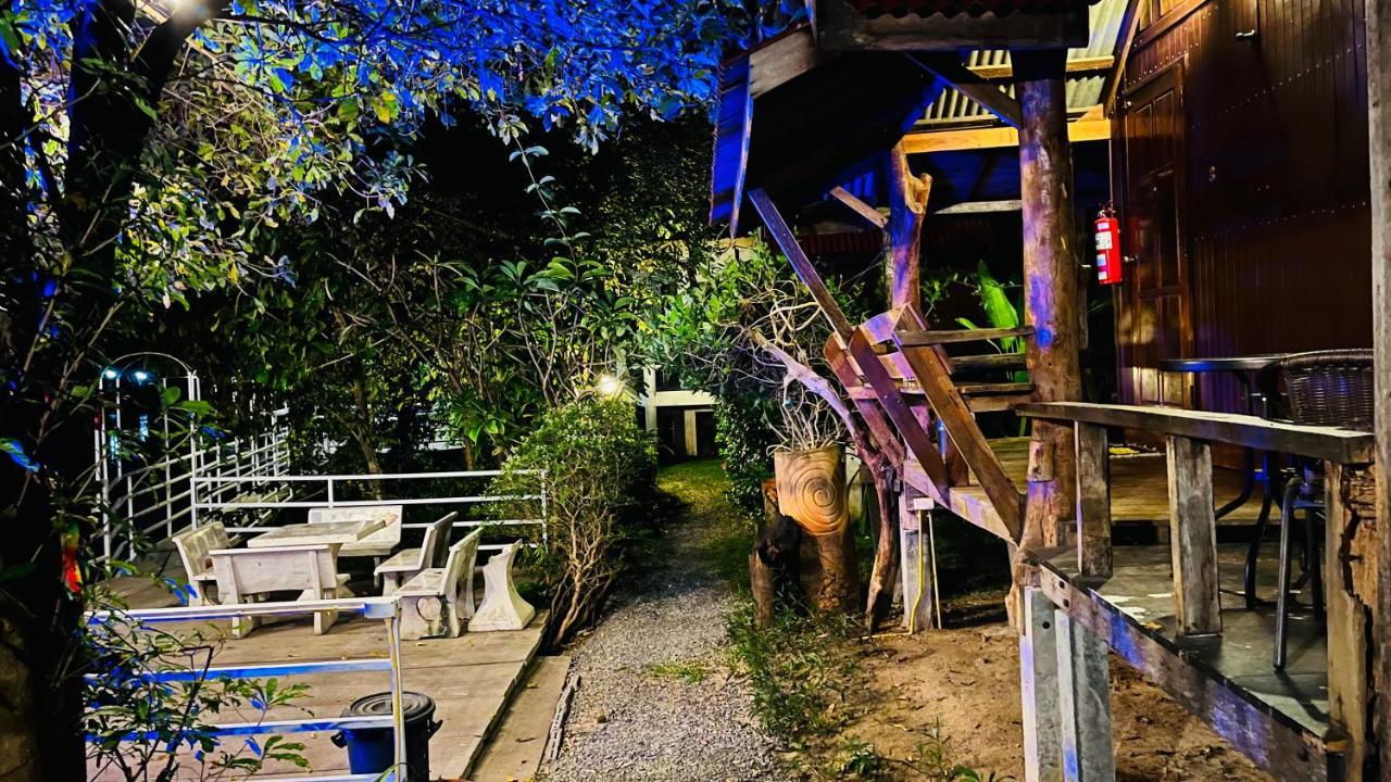 Moon River Resort Phimai Dış mekan fotoğraf