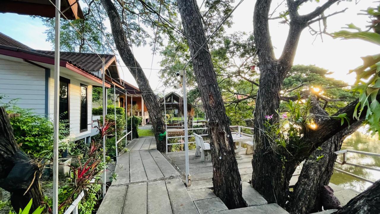 Moon River Resort Phimai Dış mekan fotoğraf